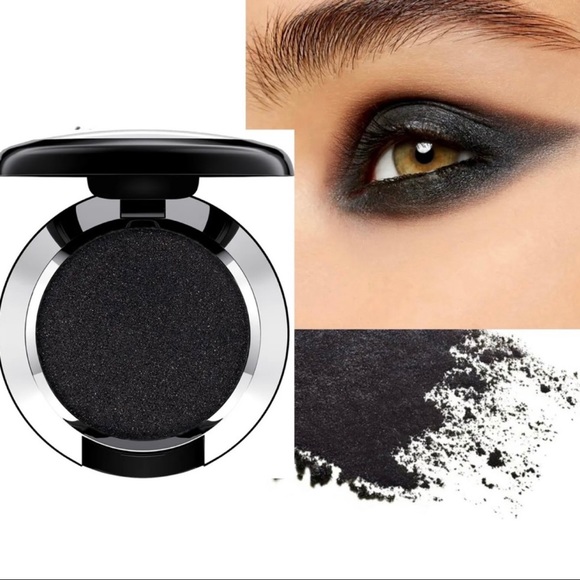 MAC Cosmetics Other - MAC Illuminaughty Dazzleshadow Extreme